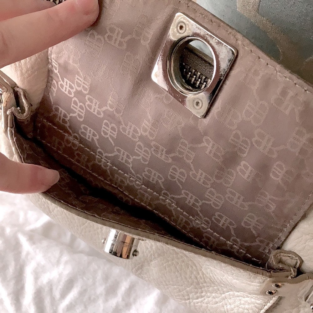 GUC!Banana Republic Pebbled Leather handbag. Great used condition! W/dust bag! - Picture 3 of 16